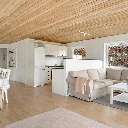 بيت للعطل Nice In With Kitchen Dronningmølle