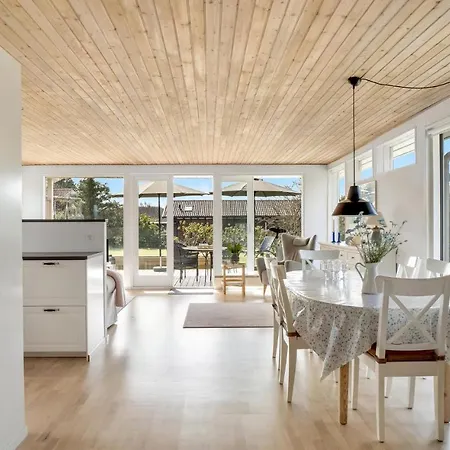 بيت للعطل Nice In With Kitchen *